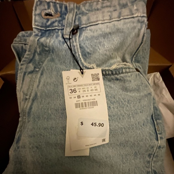 high rise zara jeans - Picture 3 of 3